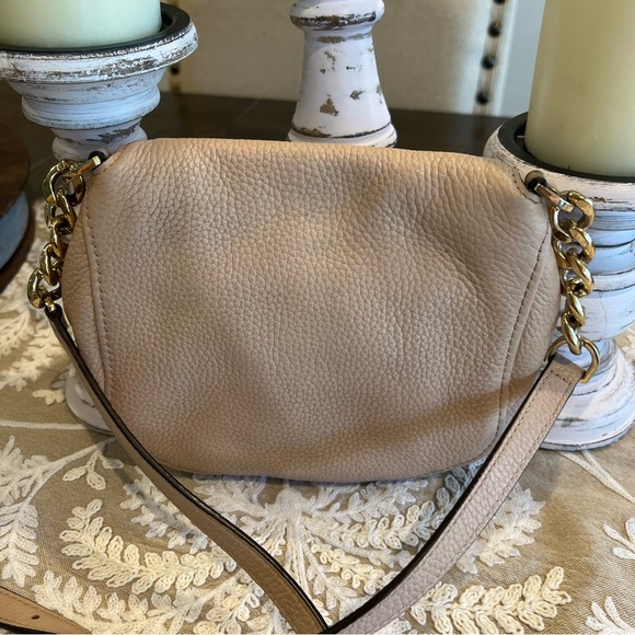 Michael Kors Bedford Crossbody Bag - Picture 7 of 9